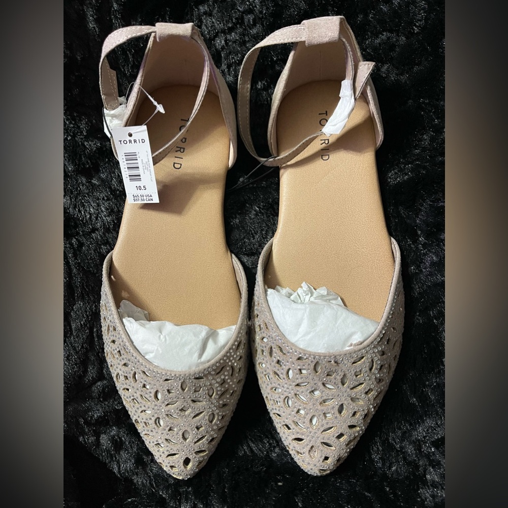 NWT TORRID - TAUPE FAUX SUEDE EMBELLISHED D'ORSAY FLATS (WW) - 10.5